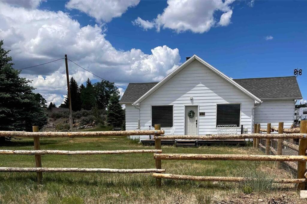 Callie'S Cottage Гатч Екстер'єр фото